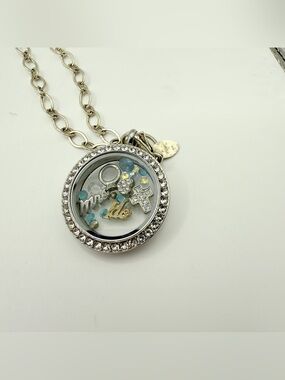 Origami Owl Silver Crystal Locket Necklace with bridal accents and 16” chain